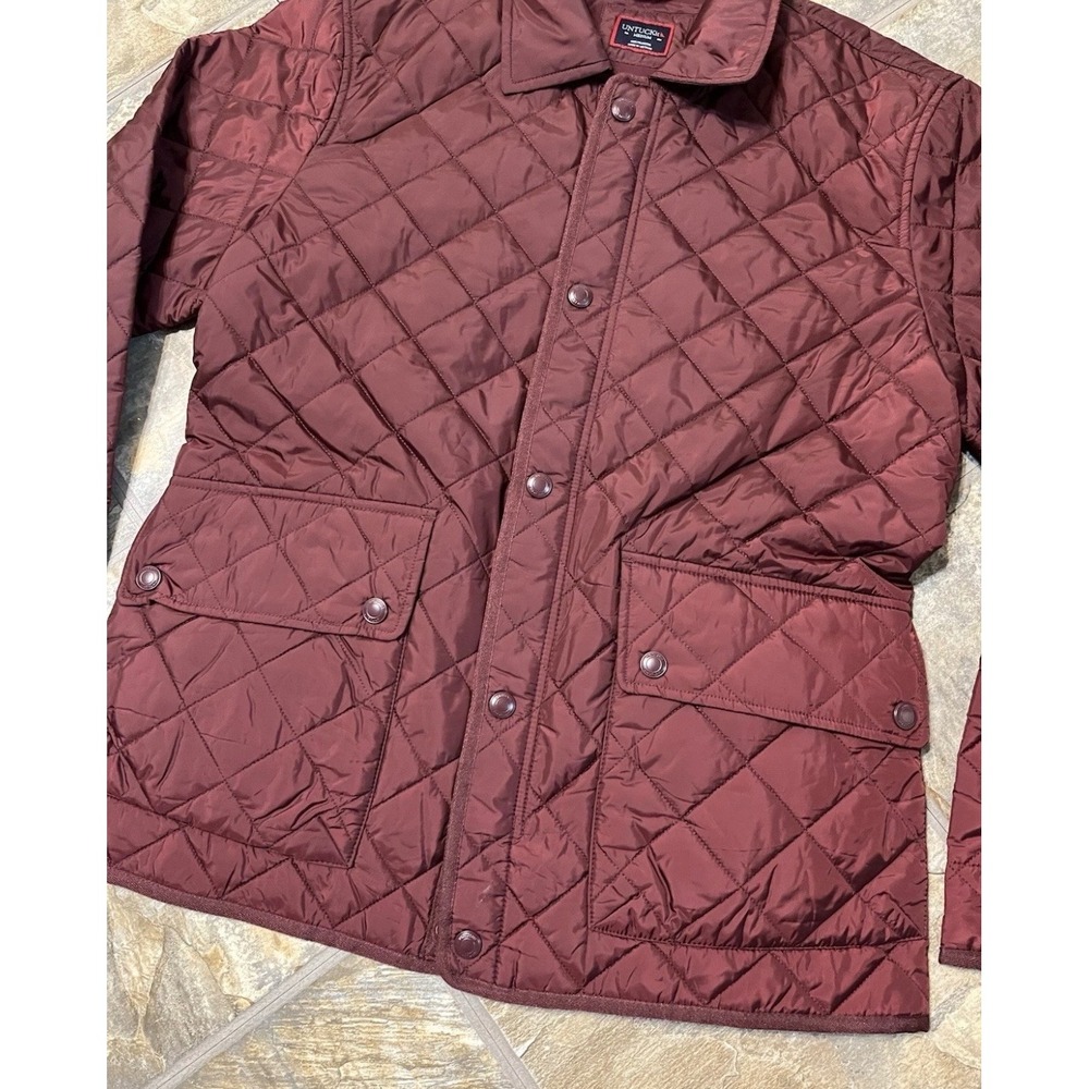UNTUCKit Quilted Barn Jacket Mens Medium Burgundy Diamond Field Coat - Picture 2 of 10